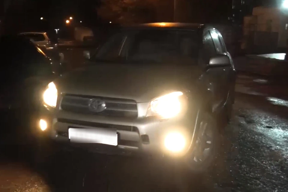 В Иркутске нашли автомобиль Toyota RAV-4, угнанный в Санкт-Петербурге три года назад