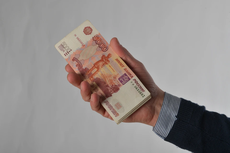 Эксперты назвали вакансии с зарплатами от 500 тысяч рублей в России