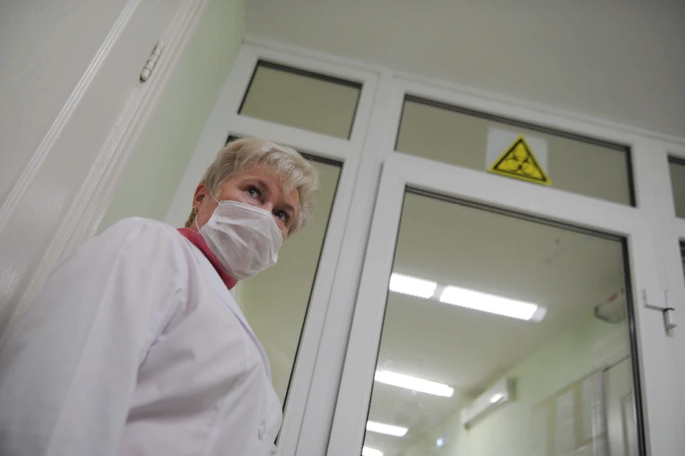 За все время коронавирус в ЛНР был диагностирован у 4202 жителей