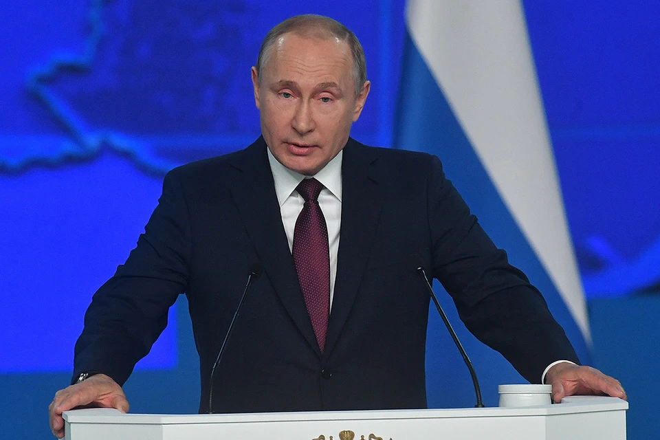 Путин предложил взимать алименты в России автоматически при помощи банков