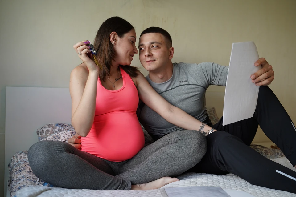 Ежемесячное пособие беременным женщинам в тяжелом материальном положении составит, в среднем, 6350 рублей