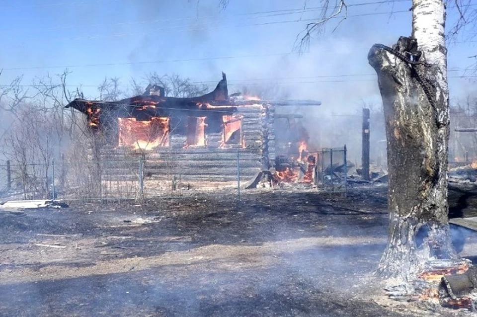 Горят два дома. Пожар новая жизнь Ибресинский район. Пожар в Ибресинском районе вчера. Сгоревший дом. Сгоревший дом Чувашия.
