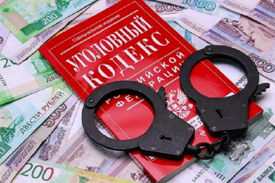 Две квартиры дали судебному приставу в качестве взятки руководители компании в Хабаровском крае