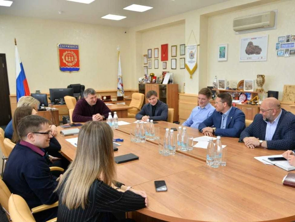 В рамках взаимодействия планируется дополнительно привлекать в Дзержинск опытных экспертов и специалистов по наставнической деятельности. Фото: пресс-служба администрации Дзержинска
