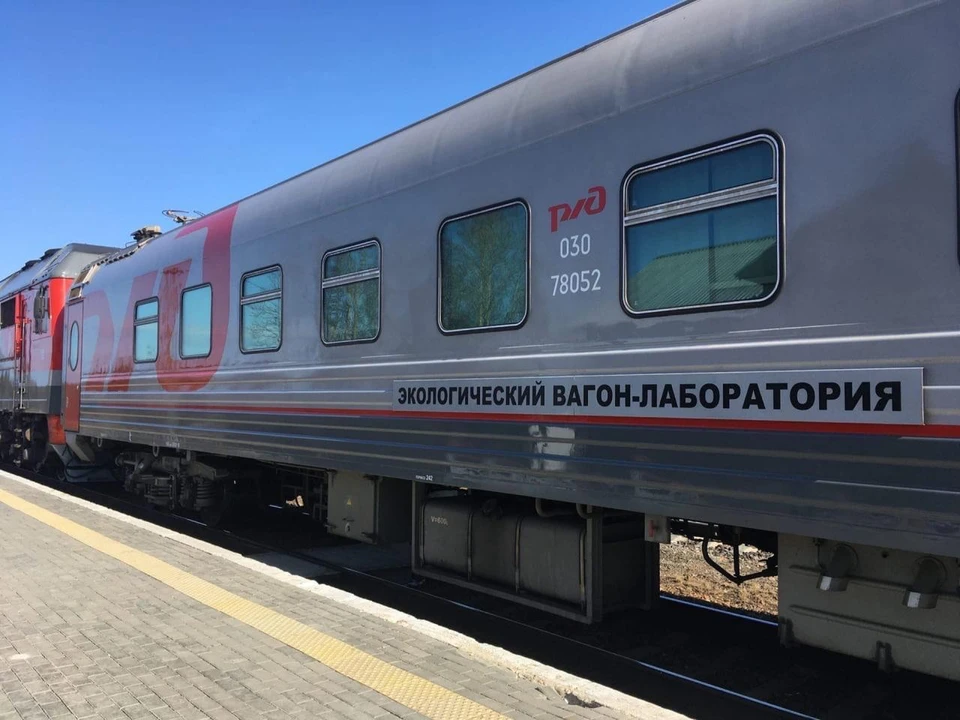 Уже 427 человек привиты первым компонентом вакцины в вагоне.