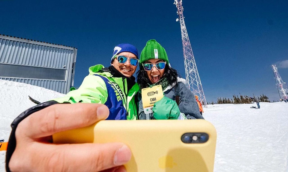 Москвичи и кузбассовцы больше других туристов пользовались мобильным интернетом в Шерегеше. Фото: пресс-служба МегаФон.