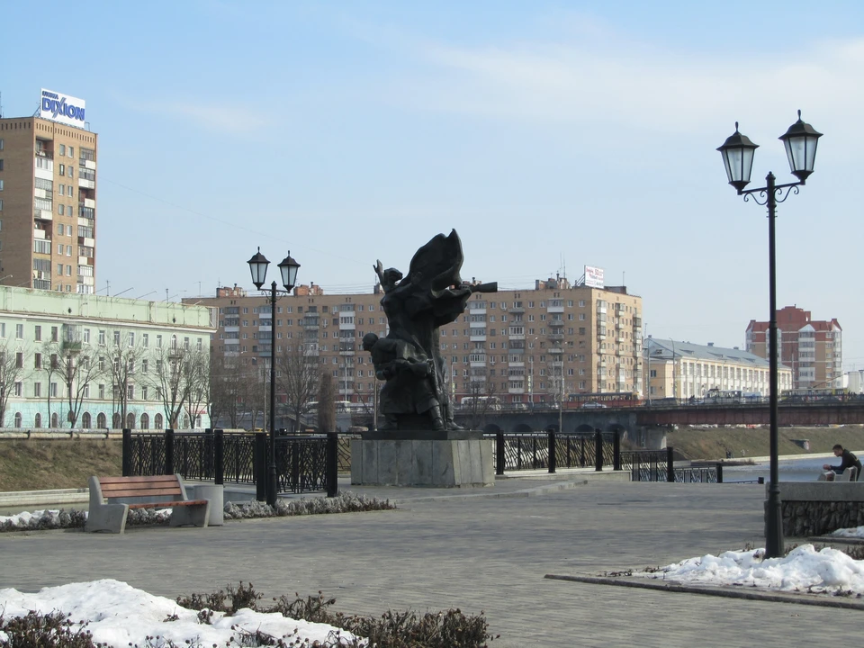 В Орле ко Дню Победы привели в порядок достопримечательные места