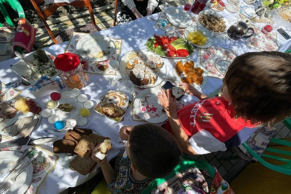 Чета Дибровых проводит выходные на родной донской земле. Фото: аккаунт Полины Дибровой в Инстаграм