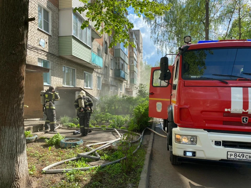 На борьбу с огнем потребовался почти час