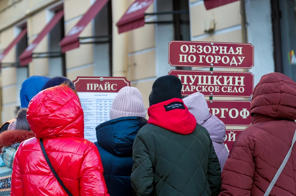 Туристы чаще всего нарушают закон в Петербурге, Москве и Казани.