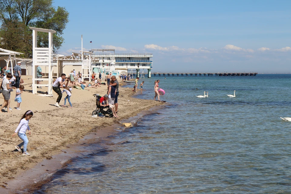 Температура воды в Черном море +14°…+16°.