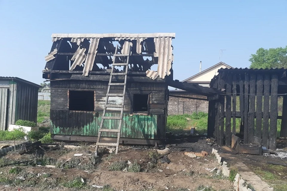 «Это поджог»: в ЕАО сгорела третья баня за последние несколько дней. Фото: ГУ МЧС России по ЕАО.