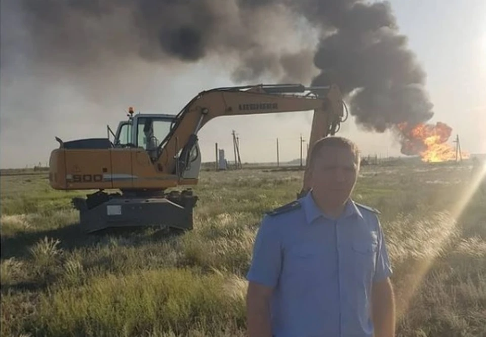 Прокурор Новоузенского района приехал на место пожара на газопроводе