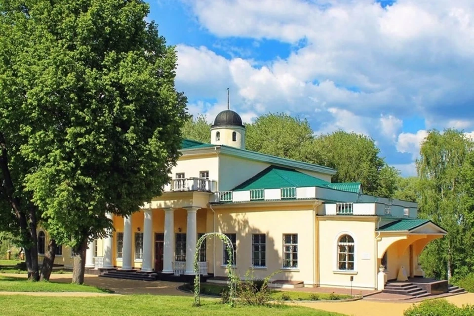 В брянском Овстуге пройдет Тютчевский праздник поэзии.