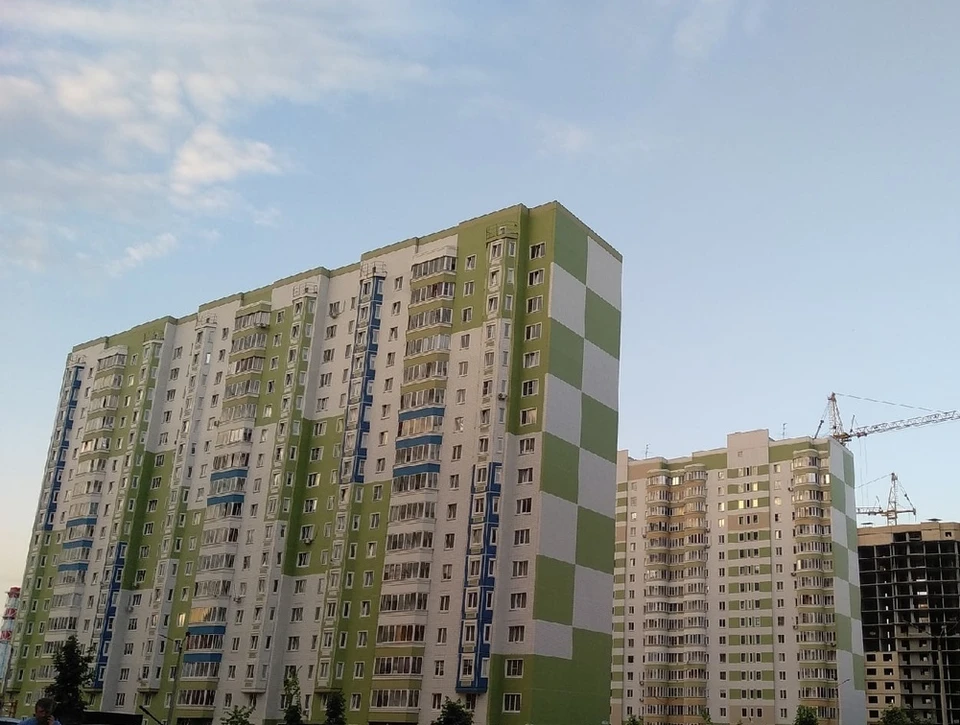 К осени в Курске на проспекте Дериглазова возобновят строительство поликлиники