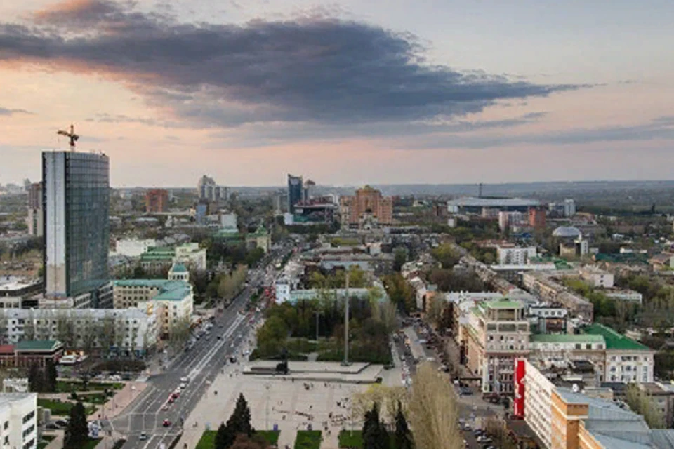 С самого утра небо в столице будет затянуто облаками. Фото: сайт администрации города Донецка