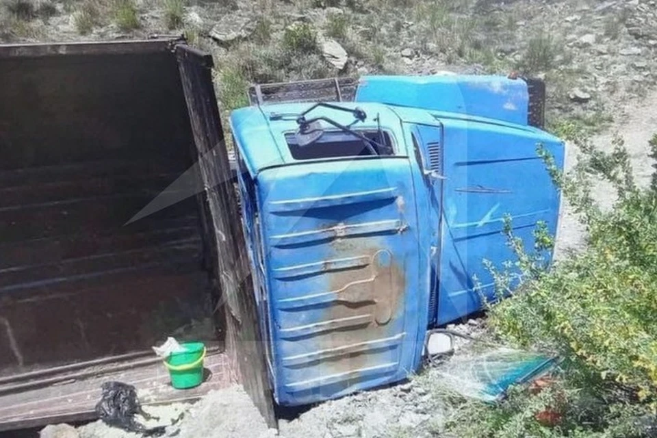 В Туве задержали водителя грузовика, по вине которого пострадал 21 человек
