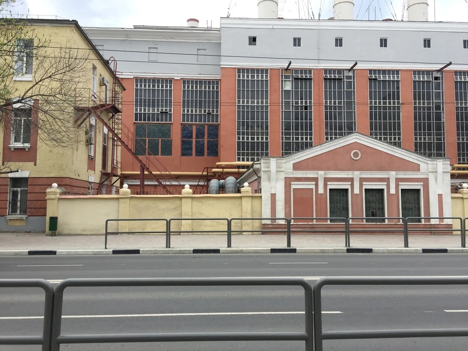 Безликую стену ГРЭС в скором времени преобразят