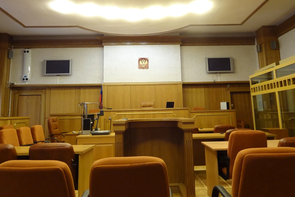 В Тюмени осудят экс-чиновника и бизнесмена, укравших бюджетные миллионы.