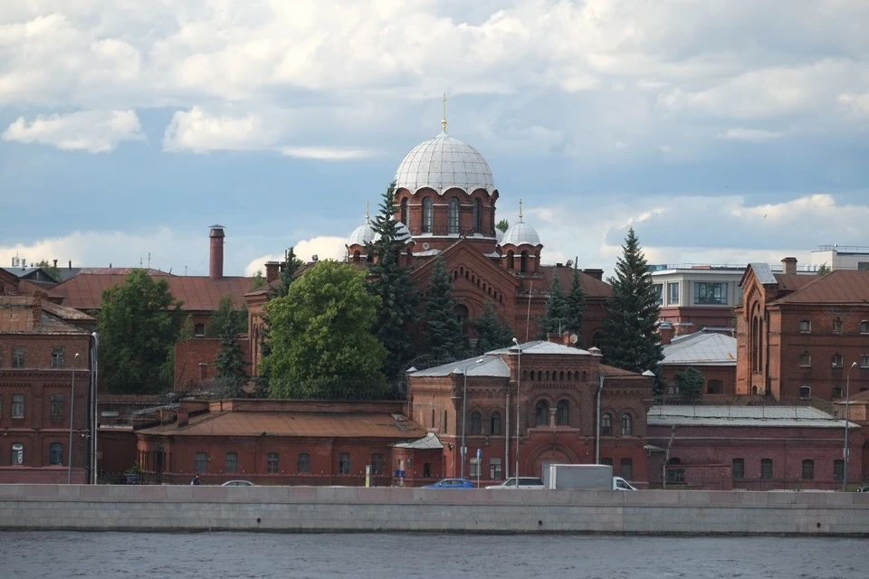 Церкви могут передать храм Александра Невского в "Крестах".