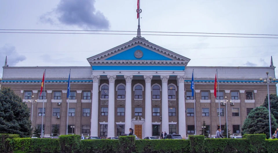В столичном муниципалитете напомнили о необходимости соблюдения санитарных норм.