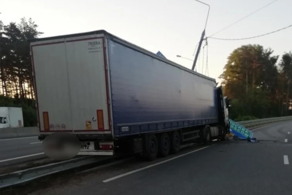 Водитель погиб до приезда "скорой помощи" Фото: УГИБДД России по Тверской области