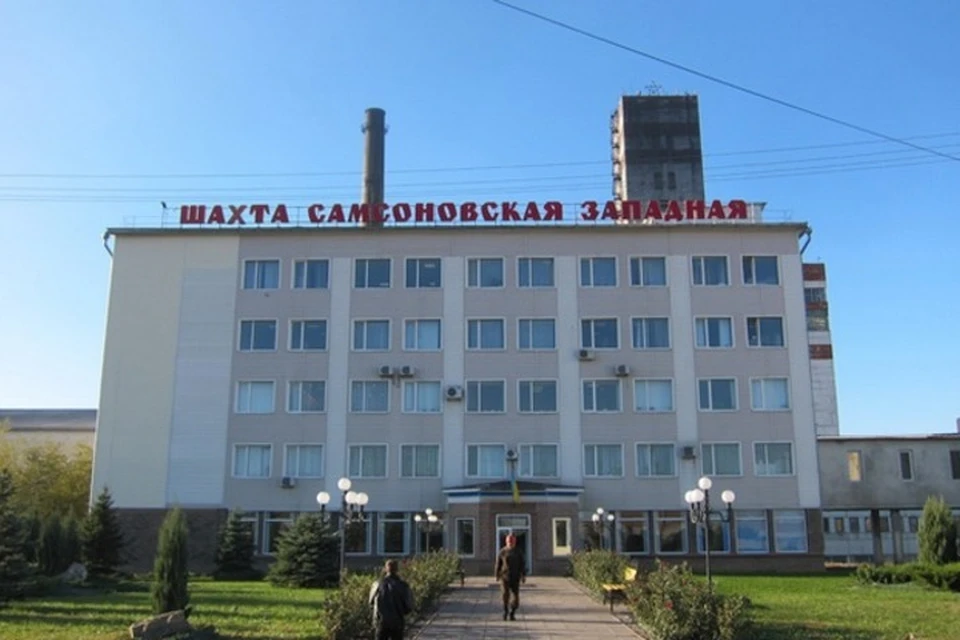 Шахта считается опасной из-за возможности внезапных выбросов угля и газа, взрывов угольной пыли. Фото: МЧС ЛНР