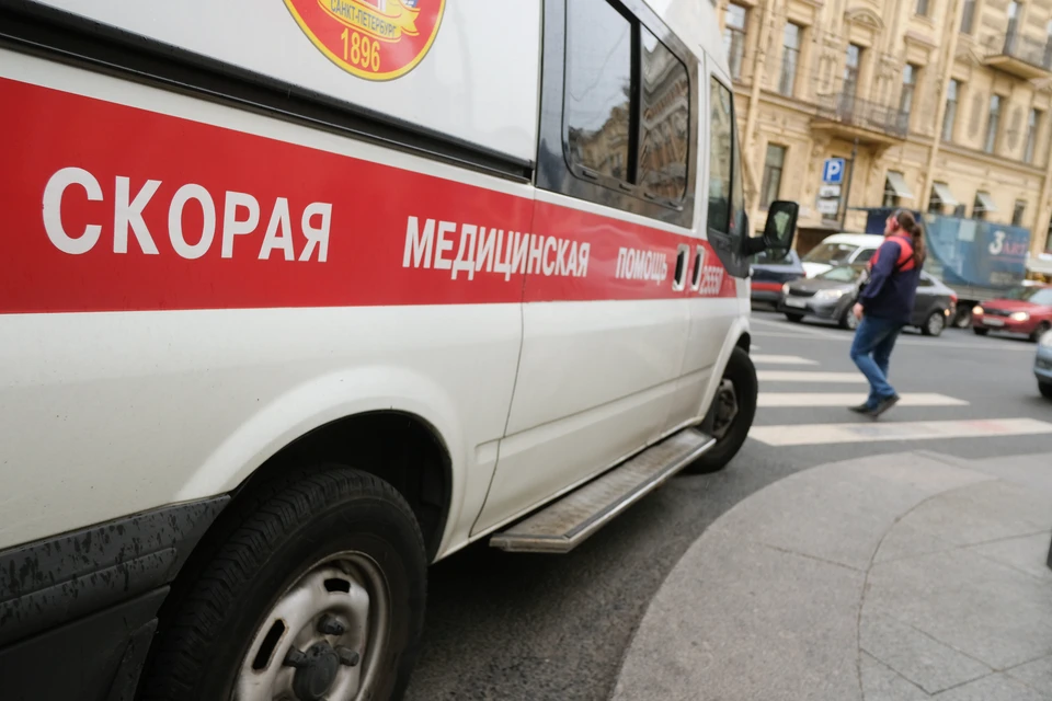В Петербурге вызовы по телефону 112 принимаются на пяти иностранных языках