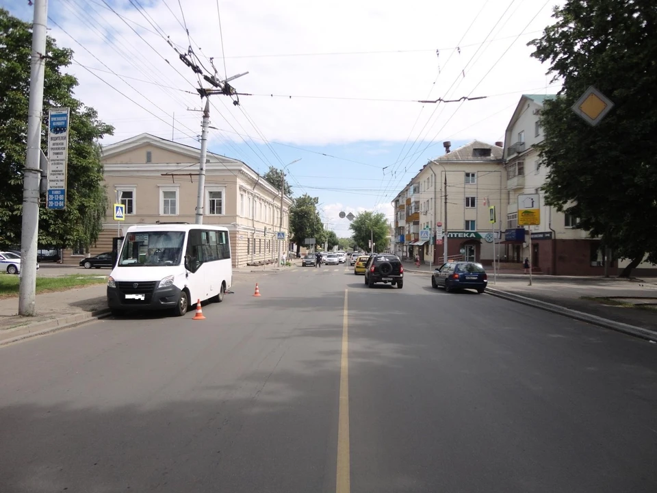В Орле упавшей в автобусе 85-летней женщине предстоит амбулаторное лечение. Фото Госавтоинспекции Орловской области.