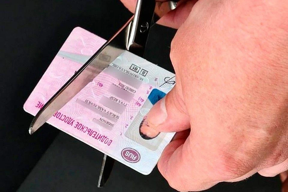 В итоге жителя Людиново все же прав лишили