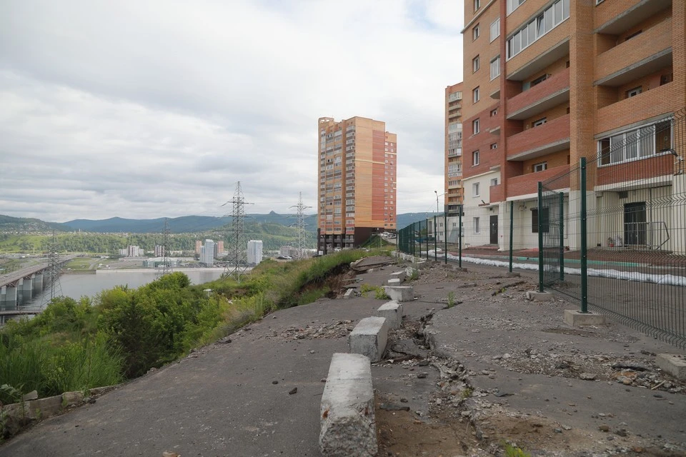 В Красноярске закончили расследование дела об обрушении парковки в Студгородке