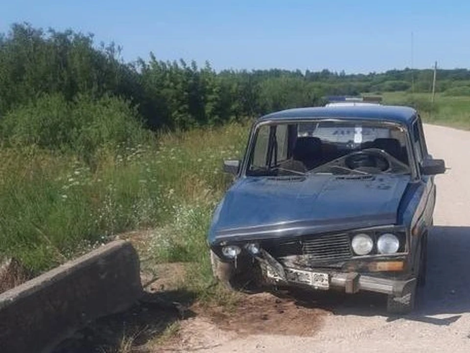 Фото с места аварии у моста. Фото: ГИБДД по Тверской области