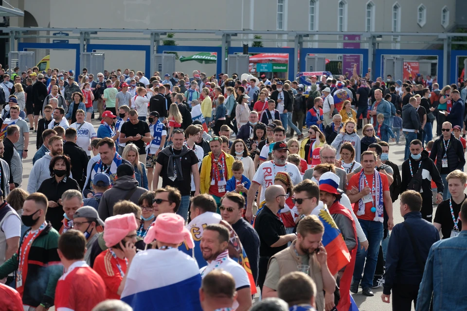 Финских болельщиков оштрафовали за оскорбление фанатов Бельгии во время матча ЕВРО-2020 в Петербурге
