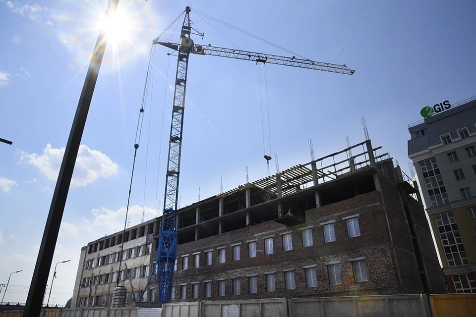 Первых посетителей гостиница примет уже осенью следующего года