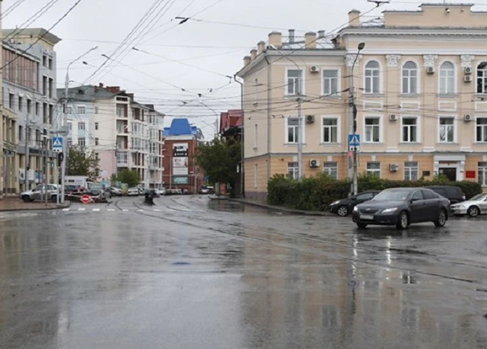 Время в томске сейчас. Дождливый Томск. Дождь Томск. Томск ветер. Дождливый Томск фото.