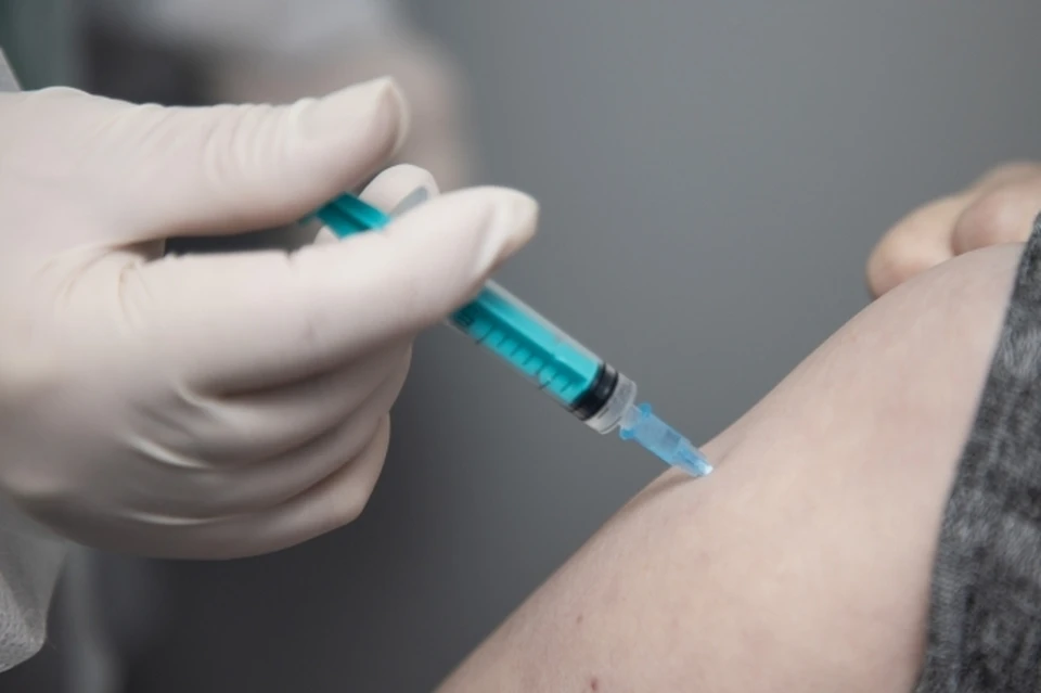 В Совете федерации предложили давать два выходных после вакцинации от коронавируса