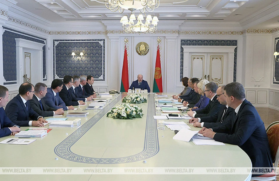 Лукашенко: «Мы на небольшую страну получили под две тысячи НПО, НКО, бандитов и иностранных агентов». Фото: БелТА.
