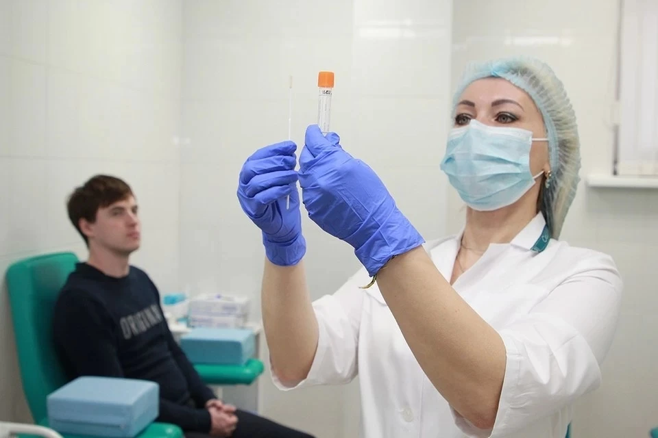 В ДНР лаборатория провела 580 исследований анализов пациентов на заболевание COVID-19