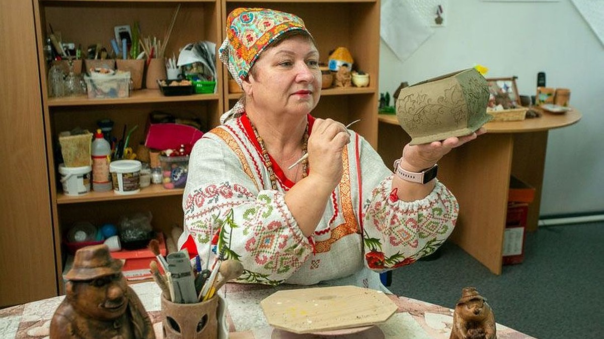 Купеческие дома, керамические крынки и соборы: рассказываем, что точно  стоит посмотреть туристам в Колывани - KP.RU