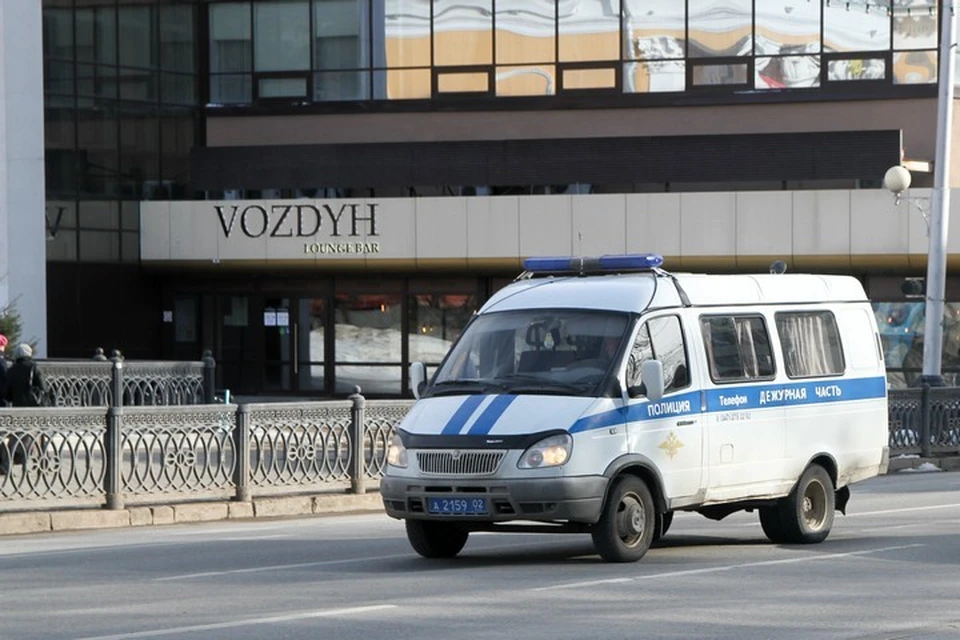Сейчас возбуждено уголовное дело по статье 111 УК РФ (умышленное причинение вреда здоровью).