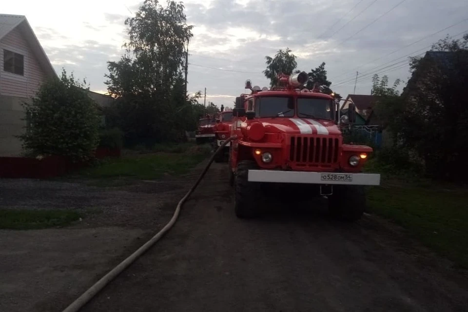 Под Новосибирском на пожаре погибла 29-летняя девушка. Фото: ГУ МЧС по НСО