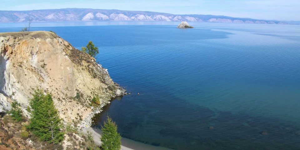 Сразу два места на Байкале в Иркутской области попали в топ-10 популярных озер для отдыха