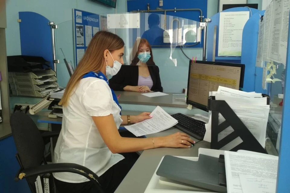 Современное оснащение клиентских офисов позволяет сотрудникам компании быстро обслуживать клиентов.