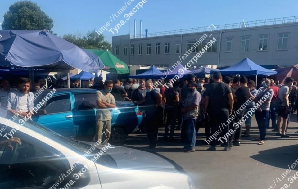 На рынках Тулы провели массовую проверку мигрантов