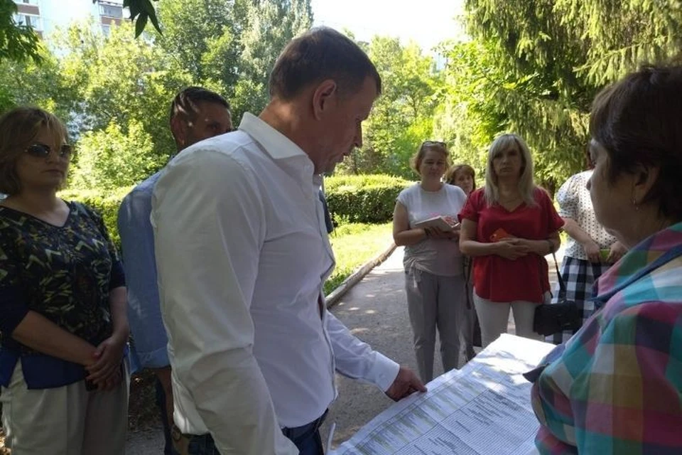 Власти города подчеркнули, что воспитанники и работники школы не должны ждать окончания ремонта в сентябре в ущерб своим занятиям. Фото: ulmeria.ru