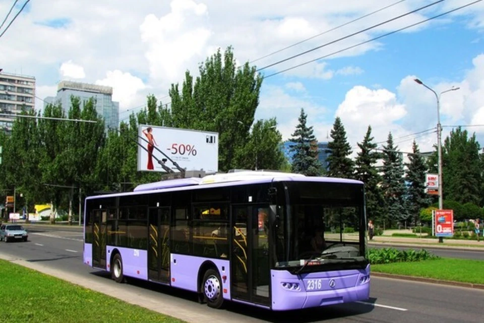 Троллейбусный маршрут №2 пересекает центр города. Фото: donelektroavtotrans.ru