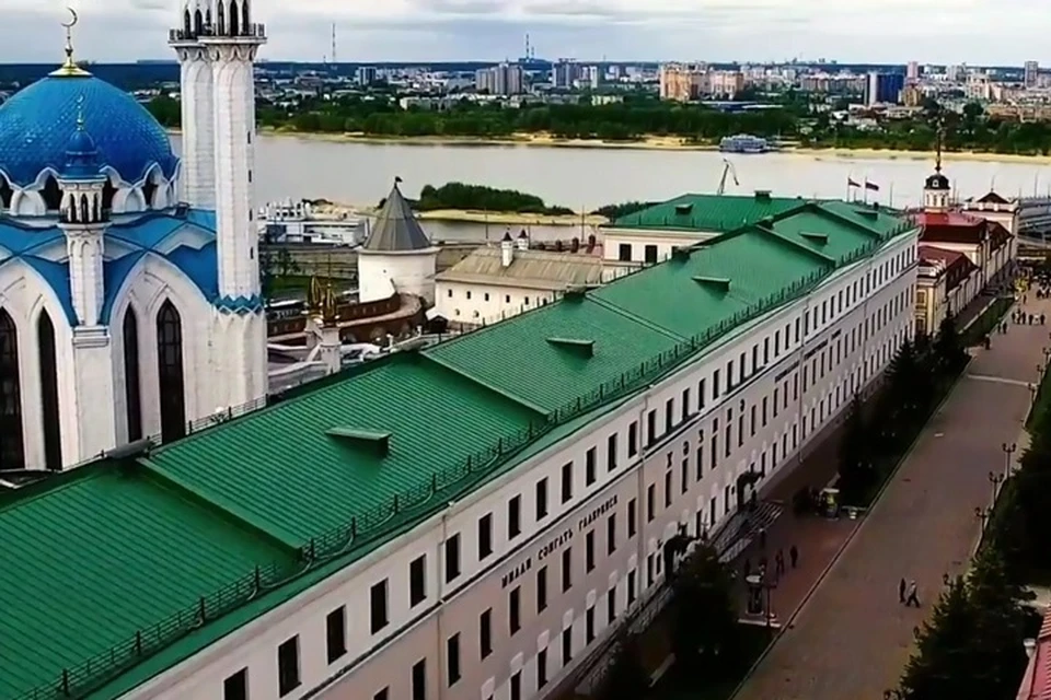 Ремонт коснется и крепостных стен Кремля.