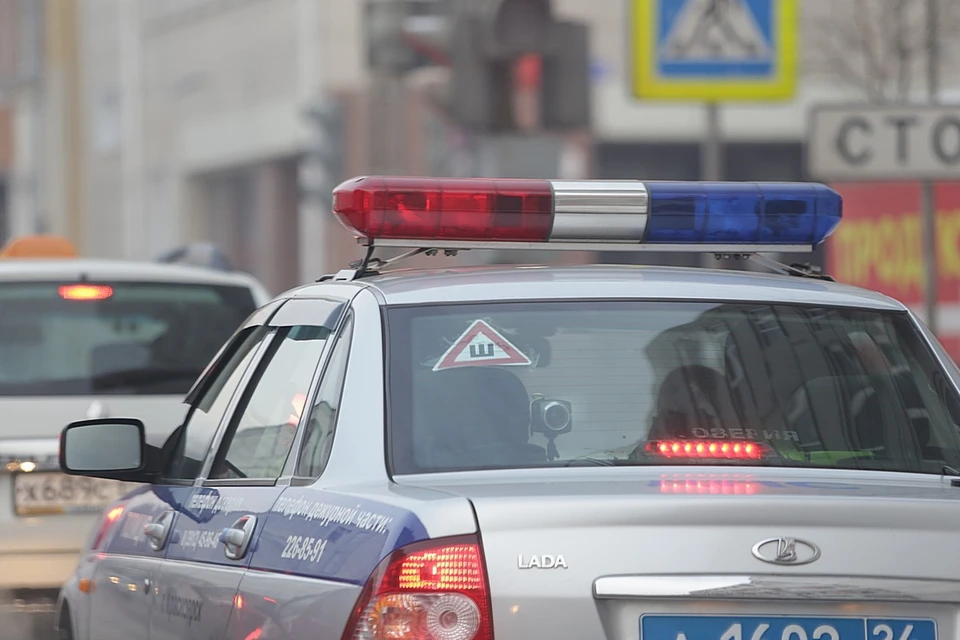 В Красноярске мужчина повредил 21 автомобиль