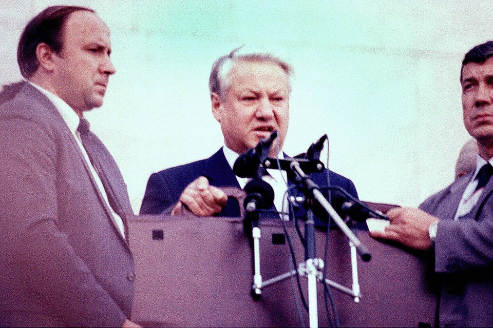 Знаменитое выступление Бориса Ельцина после подавления путча.