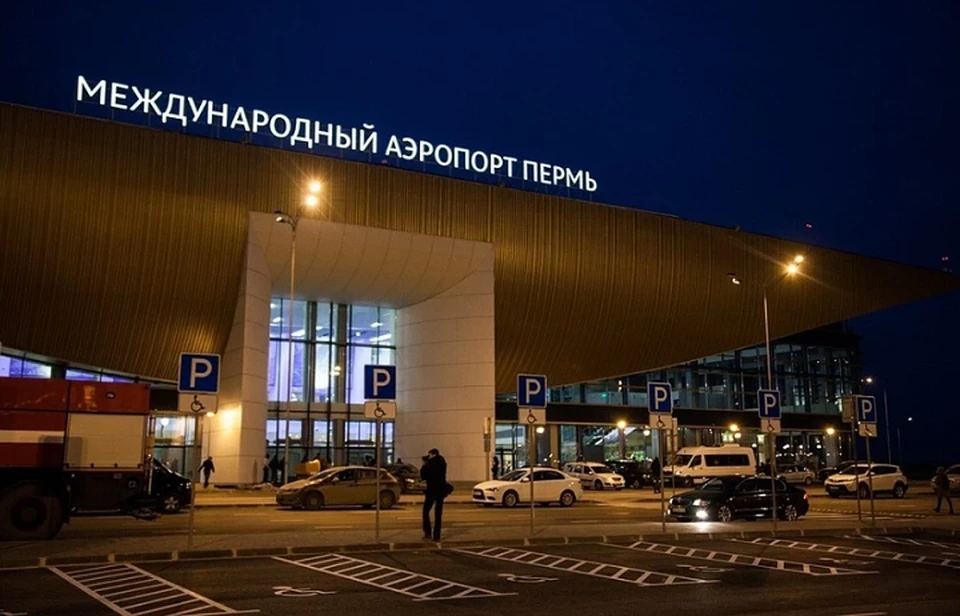 Авиакомпания заменит неисправный самолет.